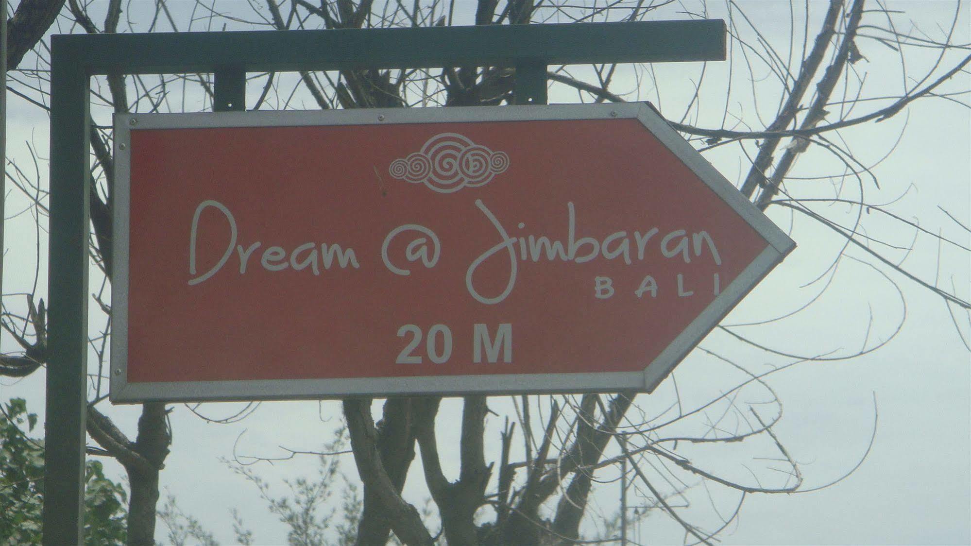 Dream @ Jimbaran Hotel Esterno foto
